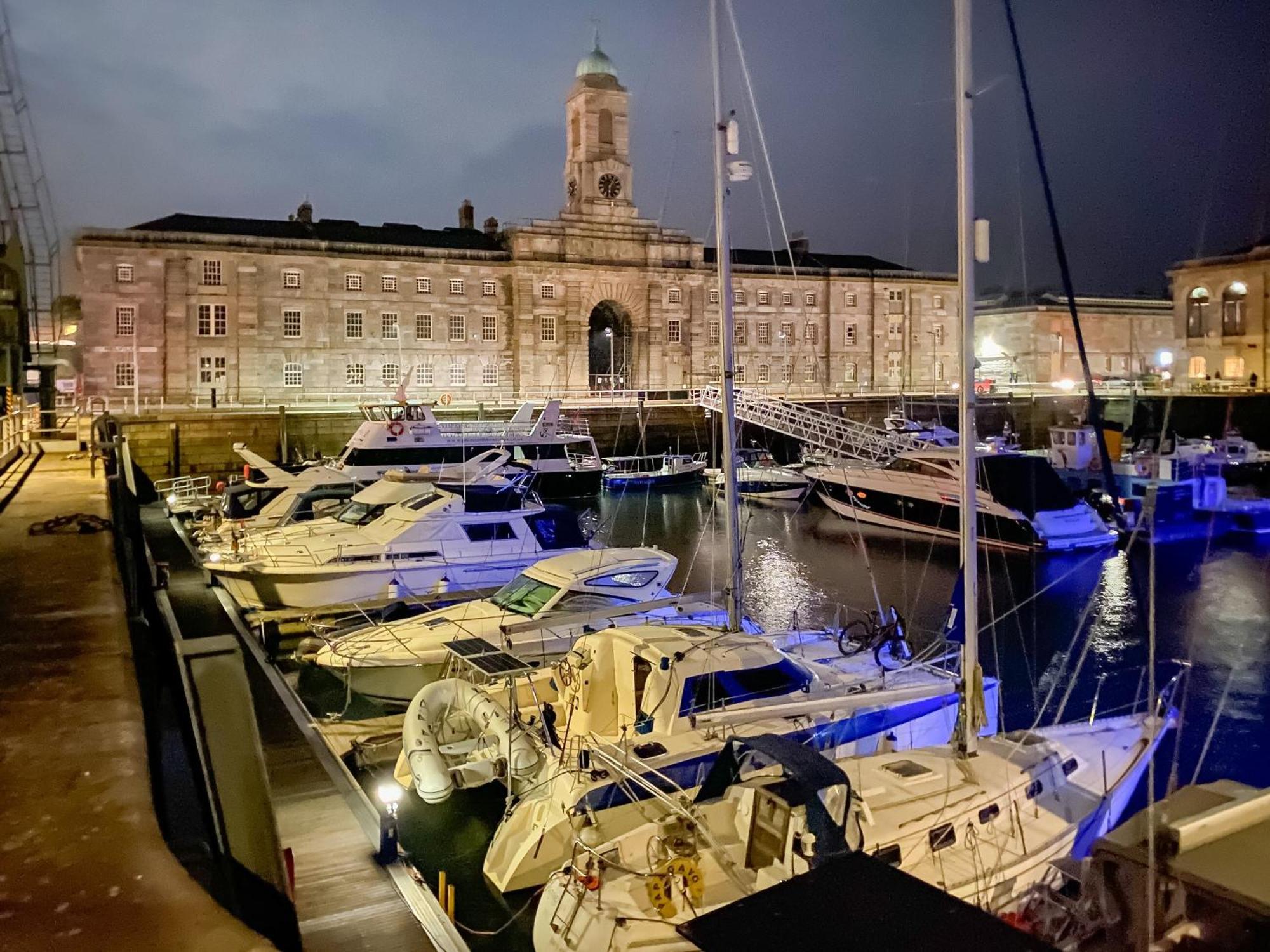 Apartament The Sail Loft - Royal William Yard Millbrook Zewnętrze zdjęcie